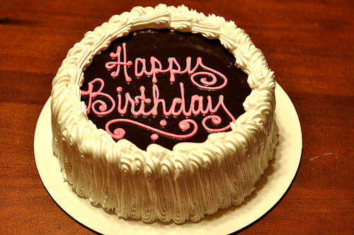 как экономно отметить день рождения | торт